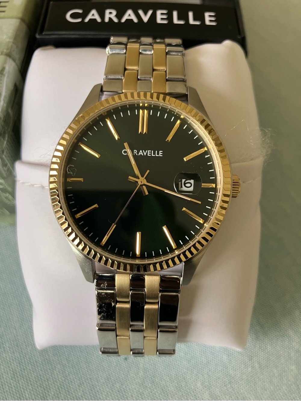 Caravelle by Bulova 45B162 Green Dial Two-Tone Men’s Dress Watch 41mm NWT - Picture 4 of 7
